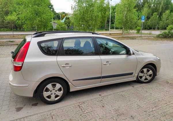 Hyundai I30 cena 22500 przebieg: 160000, rok produkcji 2011 z Białystok małe 121